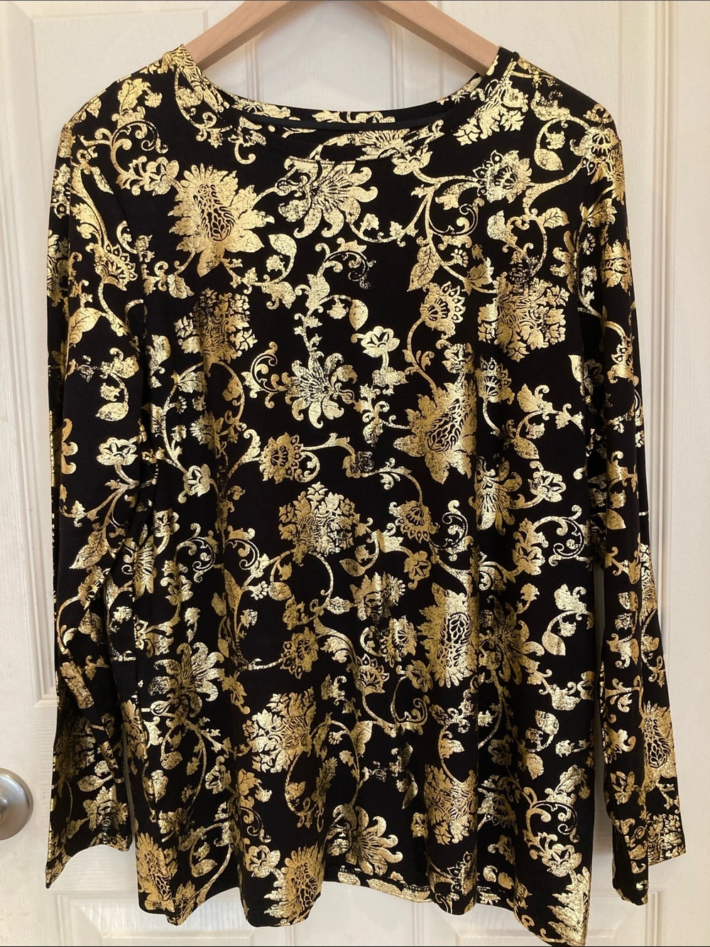 Chico’s Black Top with Metallic Gold Brocade Motif Elegant Dress Blouse